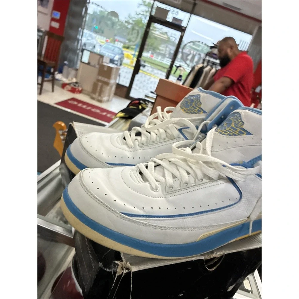 Jordan 2 Retro Sz 14 Melo White University Blue Maize 308308-141 UNC Tarheels BK